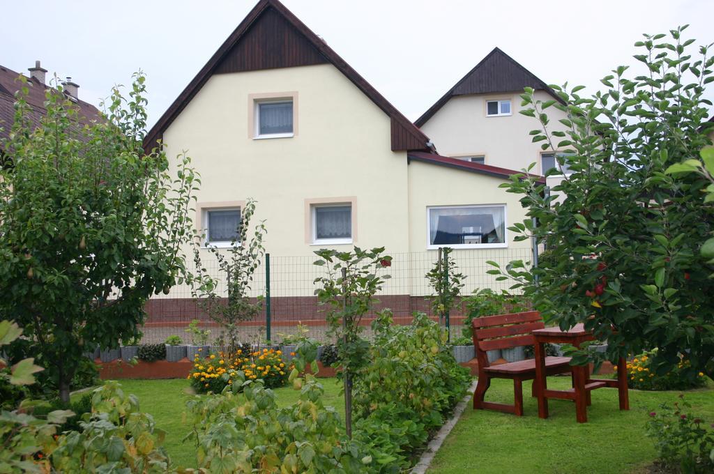 Privat Jan Guest House Vychodna Exterior foto